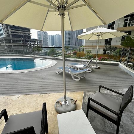 Dunya Tower Luxury And 2 Min Walk To Dubai Mall And Burj Khalifa In Heart Of Downtown Dış mekan fotoğraf