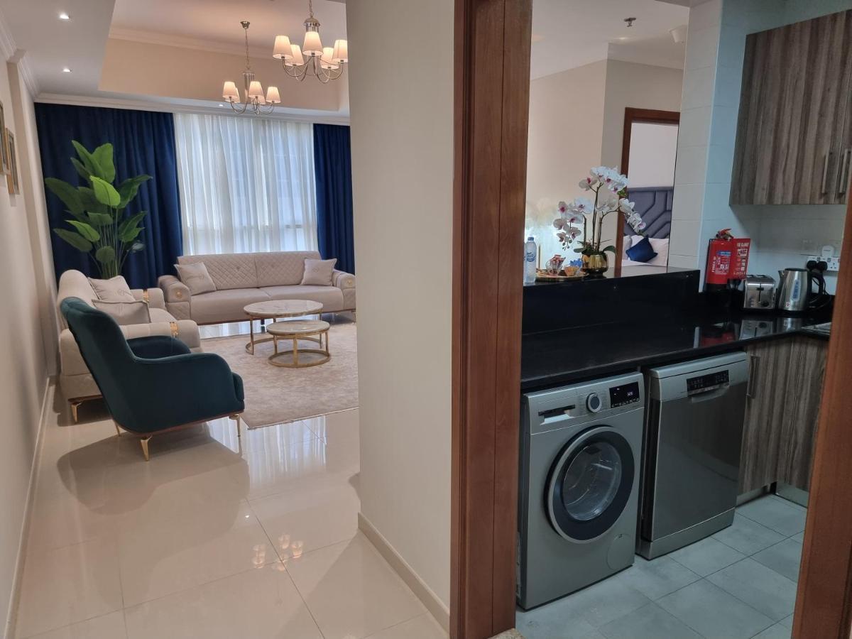 Dunya Tower Luxury And 2 Min Walk To Dubai Mall And Burj Khalifa In Heart Of Downtown Dış mekan fotoğraf