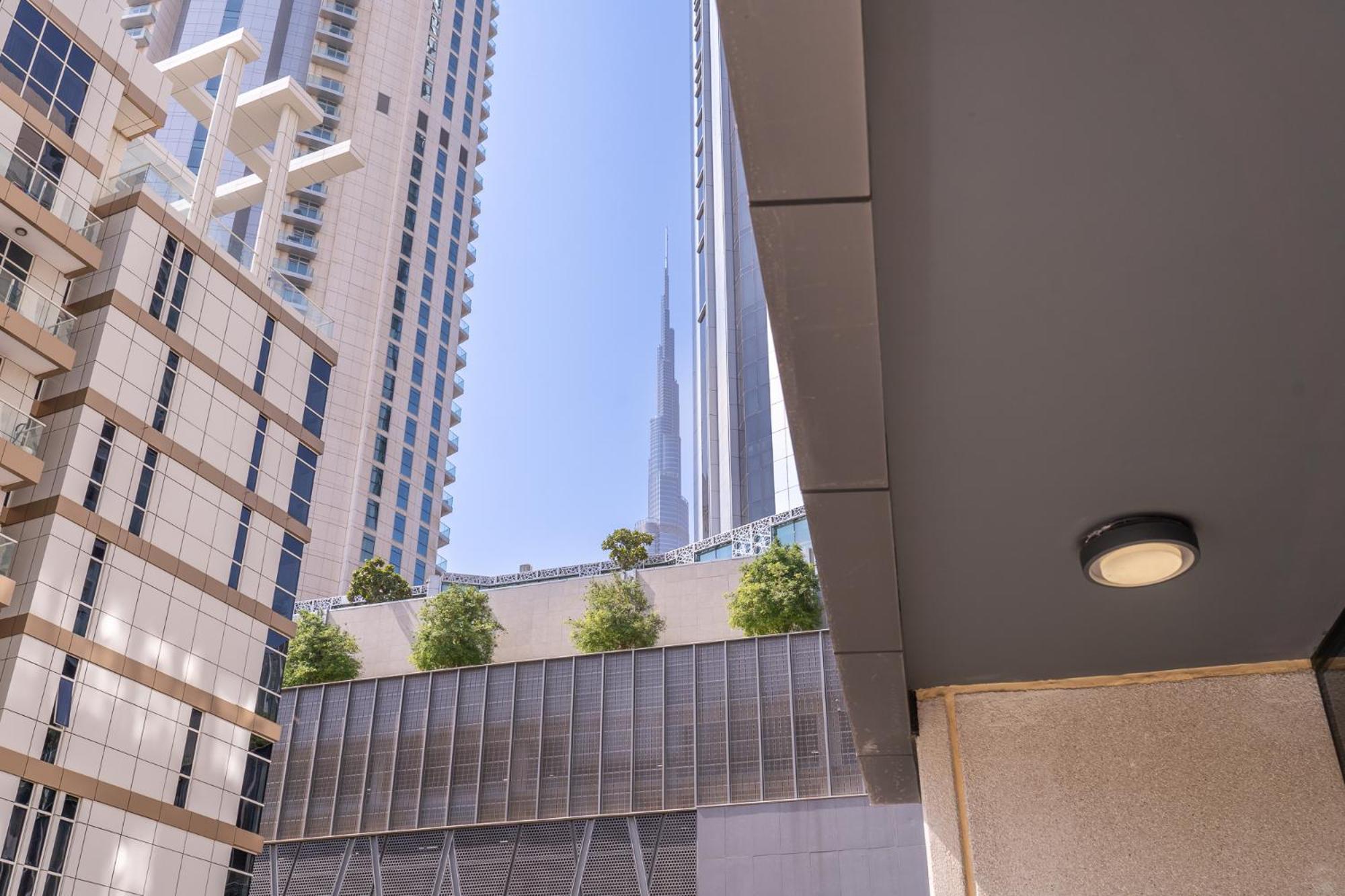 Dunya Tower Luxury And 2 Min Walk To Dubai Mall And Burj Khalifa In Heart Of Downtown Dış mekan fotoğraf