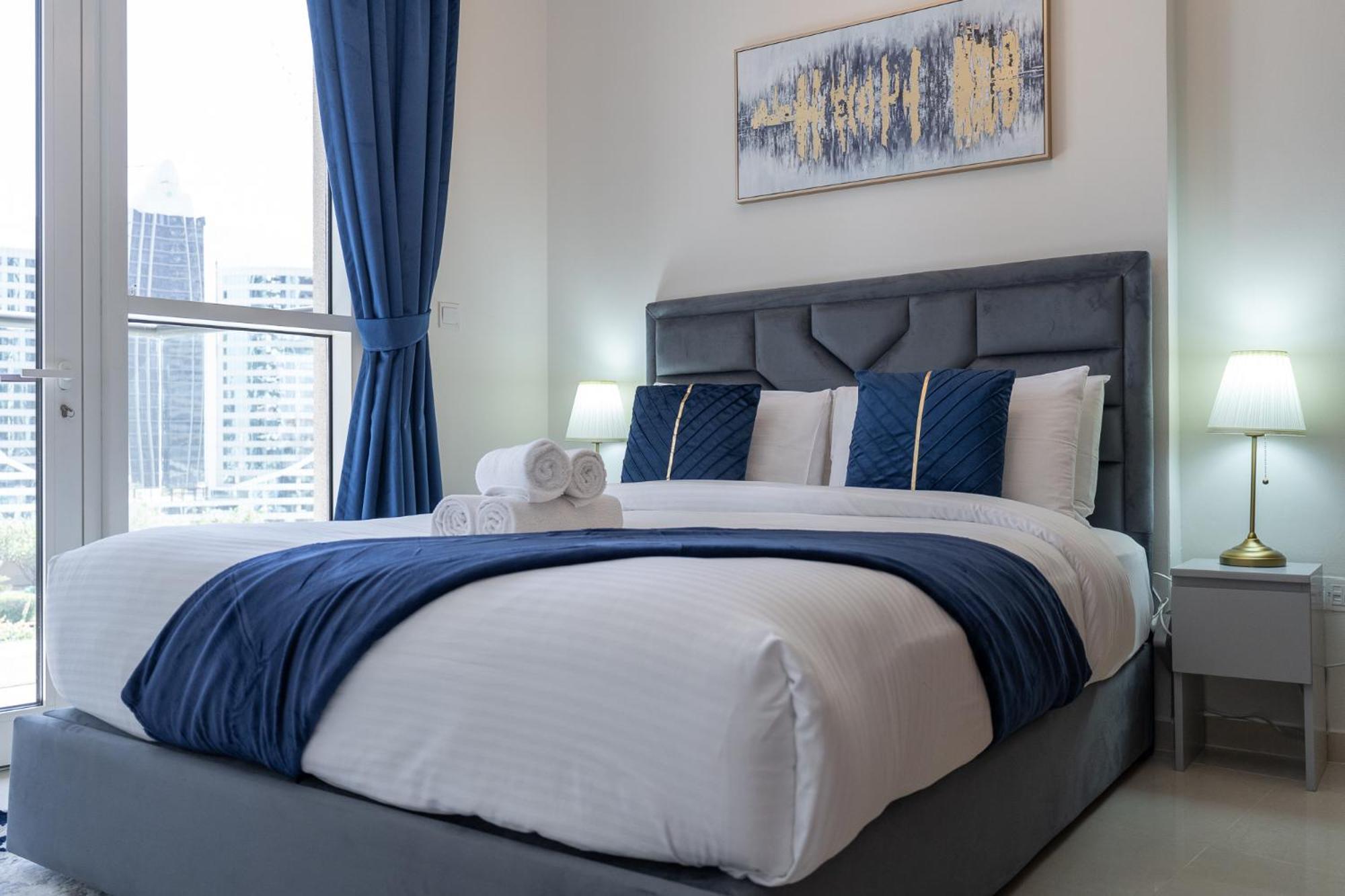Dunya Tower Luxury And 2 Min Walk To Dubai Mall And Burj Khalifa In Heart Of Downtown Dış mekan fotoğraf